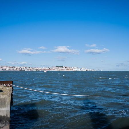Vista Lisboa Guest Apartments アルマダ エクステリア 写真